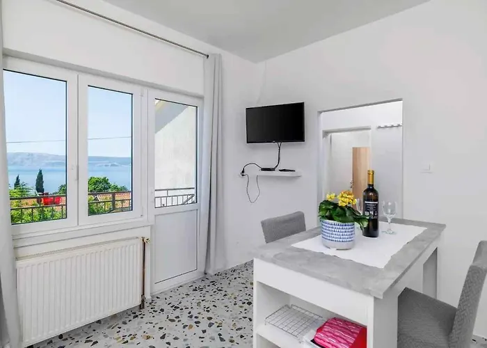 Apartman In 15435 Novi Vinodolski