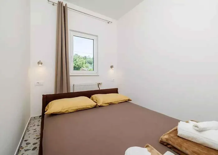 Apartman In 15435