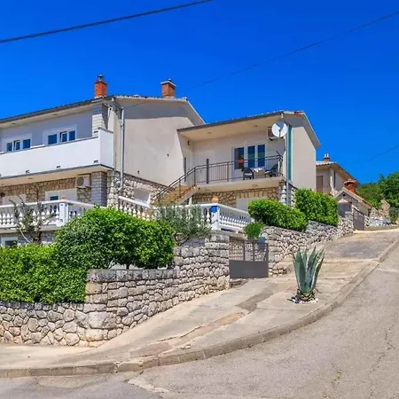 In 15435 Lägenhet *