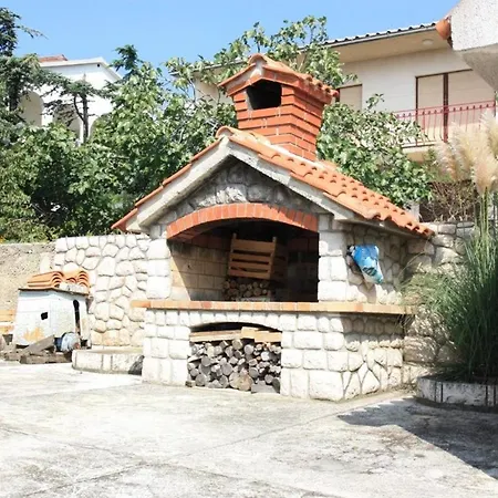 In 15435 Novi Vinodolski